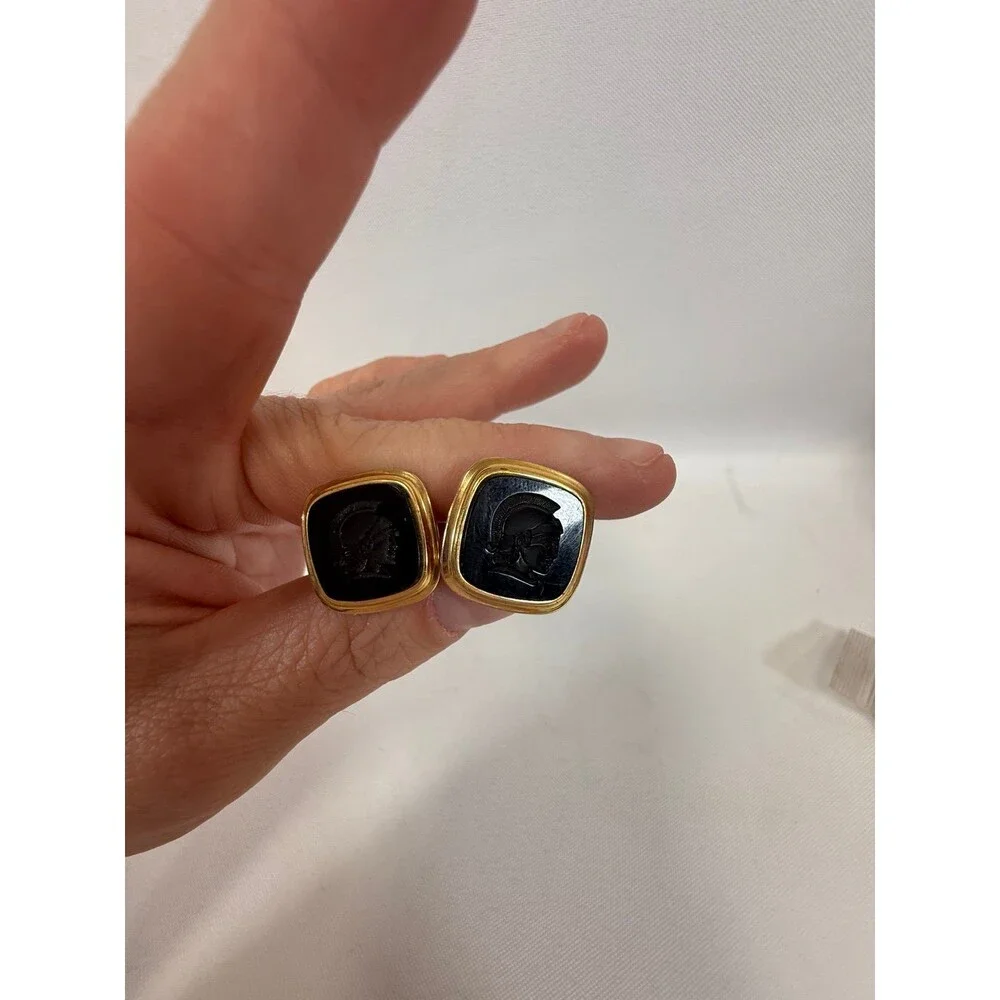 Vintage Cufflinks Krementz Gold-Tone Model Featuring an Intaglio design of a Rom